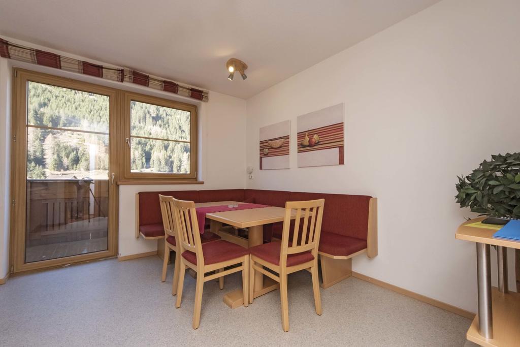 カウナータール Haus Renateアパートホテル 部屋 写真
