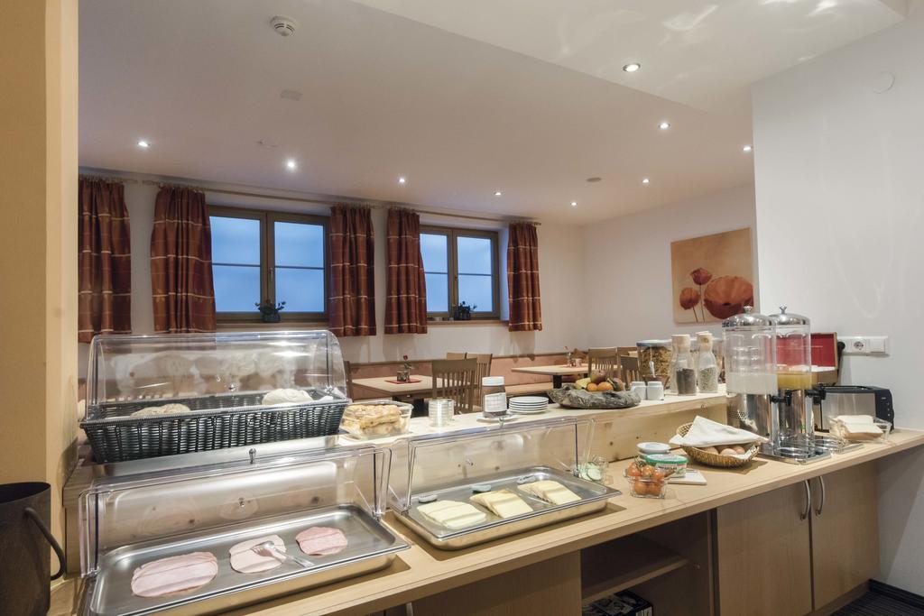 カウナータール Haus Renateアパートホテル 部屋 写真